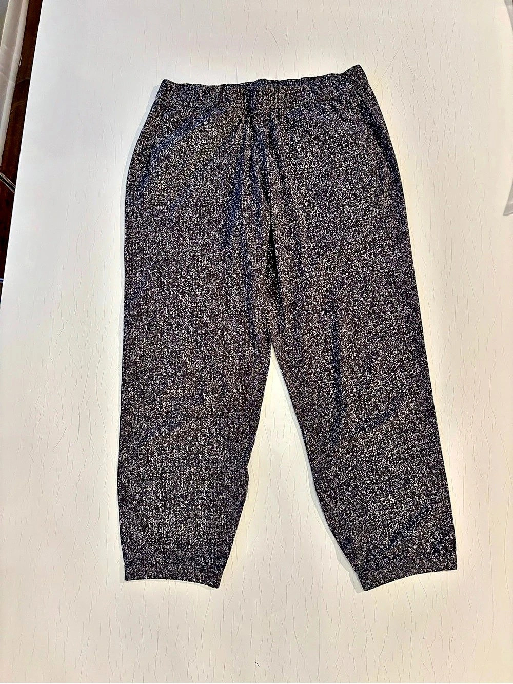 Outdoor Voices Women's Abstract Capri Pants